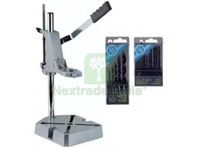 12PZ IGIENIZZANTE PER TESSUTI SPRAY ML.400 "146" — Scarichi e sifoni — rif. FERX.FER113052