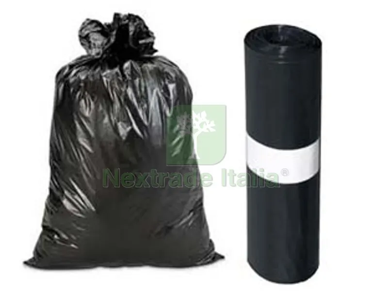 28RT Sacco Condominiale Ldpe in Rotolo Nero - cm.72x110 peso gr.100 spess.MY50 rotoli da pz.10 — Protezione piante e sementi — rif. FERX.FER117975