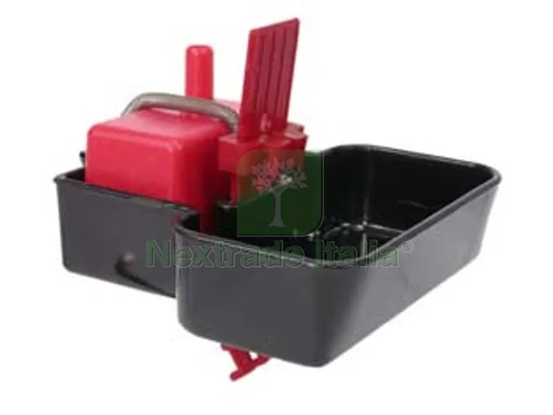 ABBEVERATOIO AUTOMATICO A VASCHETTA PER VOLATILI - cm.12x13x12h. — Mangimi e alimentazione — rif. FERX.FER145992