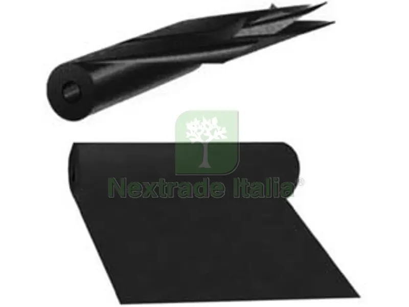 77KG Foglia Polietilene Nera Pacciamatura Senza Fori - mt.1,2h. lunghezza film circa mt.1300 — Protezione piante e sementi — rif. FERX.FER149891 77KG Foglia Polietilene Nera Pacciamatura Senza Fori - mt.1,2h. lunghezza film circa mt.1300 — Protezione piante e sementi — rif. FERX.FER149891