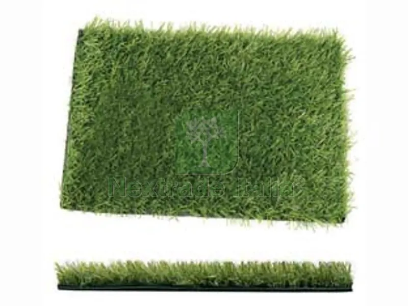 PRATO SINTETICO "SUPER GARDEN" cm.400h. in rotoli da mt.10 colore verde con fori di drenaggio e trattamento anti U.V spessore mm.20 — Prati sintetici — rif. FERX.FER427586
