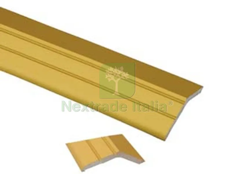 PIAGGIA CON GRADINO ADESIVE IN ALLUMINIO OTTONATO - cm.93x3,2 — Accessori bagno — rif. FERX.FER211758 PIAGGIA CON GRADINO ADESIVE IN ALLUMINIO OTTONATO - cm.93x3,2 — Accessori bagno — rif. FERX.FER211758