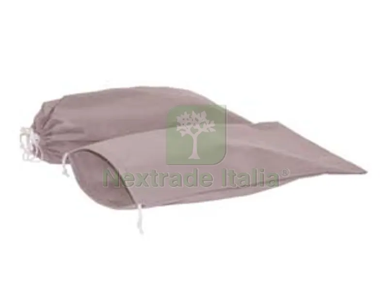 SACCO PORTA SCARPE "SAND" IN TNT - cm.34x64 — Calzature antinfortunistiche — rif. FERX.FER224017 SACCO PORTA SCARPE "SAND" IN TNT - cm.34x64 — Calzature antinfortunistiche — rif. FERX.FER224017