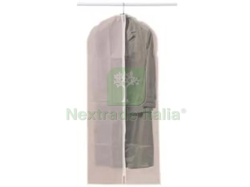 Sacco Abiti Grande "sand" in TNT - cm.60x135h. — Casalinghi e organizzazione — rif. FERX.FER224093 Sacco Abiti Grande "sand" in TNT - cm.60x135h. — Casalinghi e organizzazione — rif. FERX.FER224093