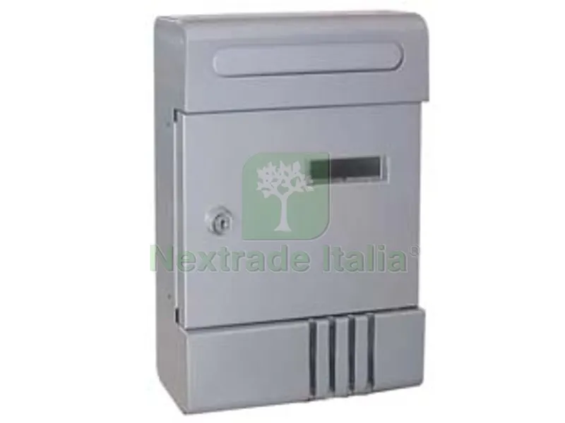 cassetta postale in metallo per esterni argento - cm.20,5x6,5x29h. - argento — Casalinghi e organizzazione — rif. FERX.FER250047 cassetta postale in metallo per esterni argento - cm.20,5x6,5x29h. - argento — Casalinghi e organizzazione — rif. FERX.FER250047