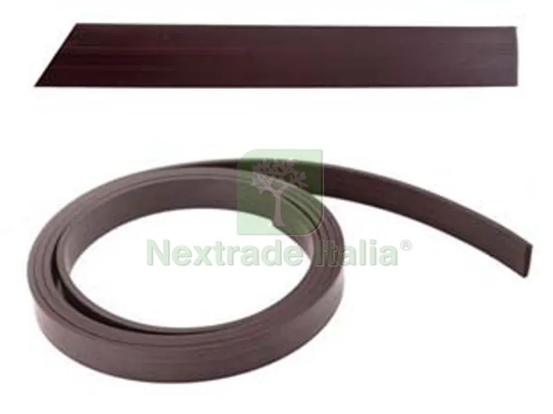 Calamita a Nastro in Rotolo - mm.12x2 rotolo da mt.5 — Ferramenta per legno e mobili — rif. FERX.FER270663 Calamita a Nastro in Rotolo - mm.12x2 rotolo da mt.5 — Ferramenta per legno e mobili — rif. FERX.FER270663