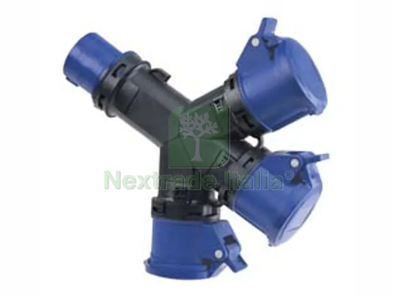 ADATTATORE INDUSTRIALE CON SPINA CEE E TRE PRESE CEE IP44 - 16A colore blu — Interruttori e prese — rif. FERX.FER272292 ADATTATORE INDUSTRIALE CON SPINA CEE E TRE PRESE CEE IP44 - 16A colore blu — Interruttori e prese — rif. FERX.FER272292