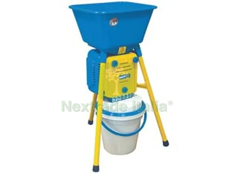 Molino Cereali Golia KG.130/260 - cm.67x98h, peso kg.12,4 — Casalinghi e organizzazione — rif. FERX.FER277785 Molino Cereali Golia KG.130/260 - cm.67x98h, peso kg.12,4 — Casalinghi e organizzazione — rif. FERX.FER277785