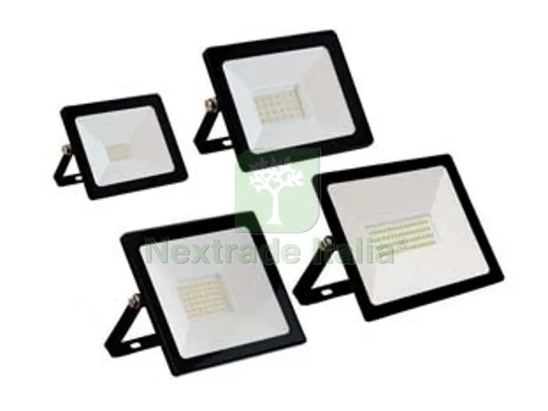 Proiettore LED Terminus IP65 Nero - 10w - 4000?K naturale - 800 lm - 98x30x70h — Illuminazione — rif. FERX.FER259309