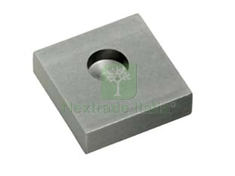 10PZ PIASTRA BASE PERNO SFERICO ART.115 - mm.70x70x24,5 — Accessori bagno — rif. FERX.FER308441 10PZ PIASTRA BASE PERNO SFERICO ART.115 - mm.70x70x24,5 — Accessori bagno — rif. FERX.FER308441