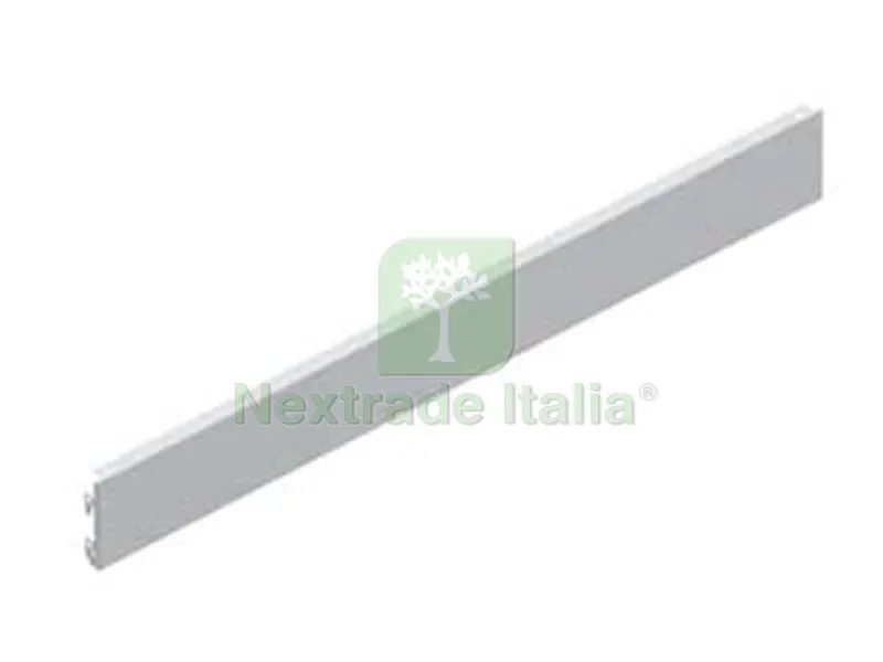 Zoccolo in Lamiera Liscio MM.100H Grigio RAL 7035 - mm.1330 l.x100 h. — Casalinghi e organizzazione — rif. FERX.FER320498 Zoccolo in Lamiera Liscio MM.100H Grigio RAL 7035 - mm.1330 l.x100 h. — Casalinghi e organizzazione — rif. FERX.FER320498