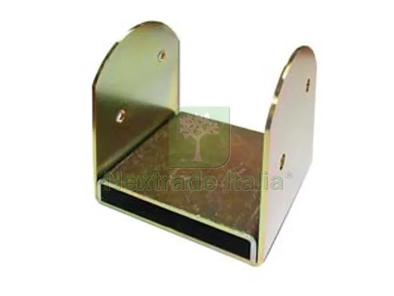 6PZ Staffa AD "U" per Trave ART.855 mm.99x99x15h. spessore mm.3 — Ferramenta per legno e mobili — rif. FERX.FER339964