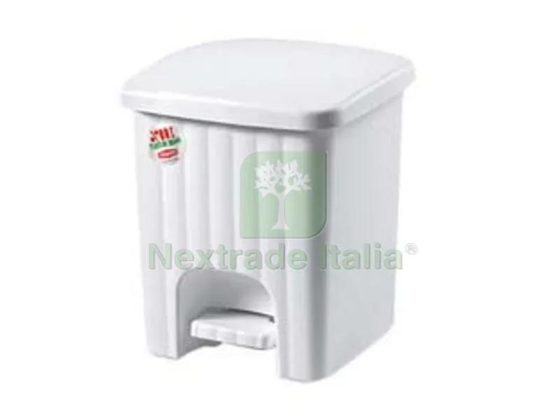 2PZ Pattumiera a Pedale Mini Quadra LT.4,5 - cm.20,5x20,5x23,5h. colore bianco — Casalinghi e organizzazione — rif. FERX.FER349055 2PZ Pattumiera a Pedale Mini Quadra LT.4,5 - cm.20,5x20,5x23,5h. colore bianco — Casalinghi e organizzazione — rif. FERX.FER349055