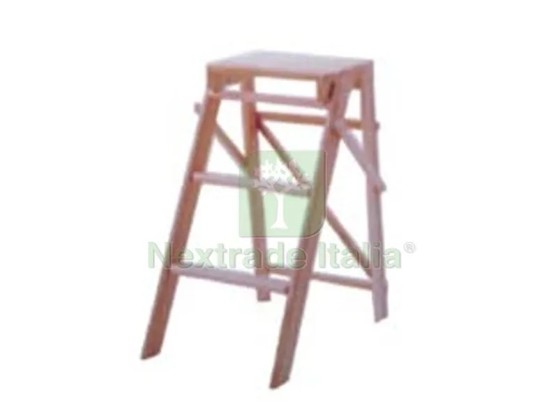 SCALA 3 GRADINI IN LEGNO COLORE NATURALE — Utensili muratura — rif. FERX.FER354158 SCALA 3 GRADINI IN LEGNO COLORE NATURALE — Utensili muratura — rif. FERX.FER354158