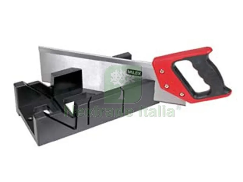 DIMA TAGLIACORNICI CON SEGA - mm.300x140x80h — Misurazione e taglio manuale — rif. FERX.FER401548 DIMA TAGLIACORNICI CON SEGA - mm.300x140x80h — Misurazione e taglio manuale — rif. FERX.FER401548