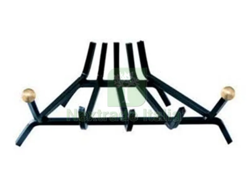 BRUCIALEGNA TRIANGOLARE PER CAMINO - cm.40 — Stufe e camini — rif. FERX.FER408776 BRUCIALEGNA TRIANGOLARE PER CAMINO - cm.40 — Stufe e camini — rif. FERX.FER408776