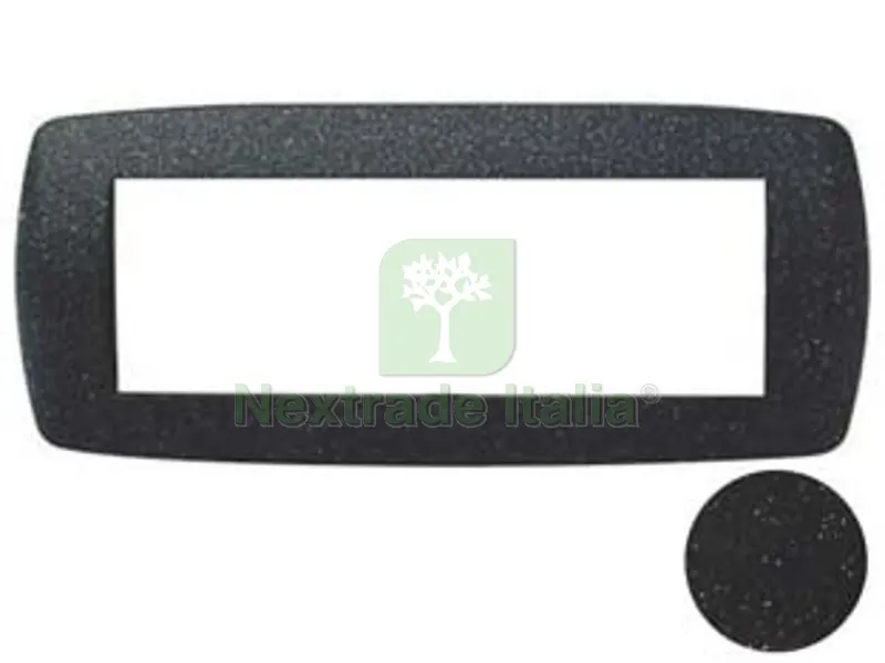 PLACCA 6 POSTI "MILLENNIUM" NERA - 6 posti - mm.199x84h. (7846.T.N) — Interruttori e prese — rif. FERX.FER437875 PLACCA 6 POSTI "MILLENNIUM" NERA - 6 posti - mm.199x84h. (7846.T.N) — Interruttori e prese — rif. FERX.FER437875