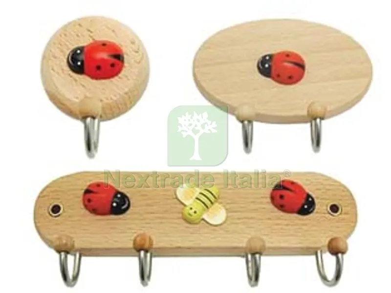 20PZ GANCIO COCCINELLA LEGNO - 1 posto — Ferramenta per legno e mobili — rif. FERX.FER440349 20PZ GANCIO COCCINELLA LEGNO - 1 posto — Ferramenta per legno e mobili — rif. FERX.FER440349