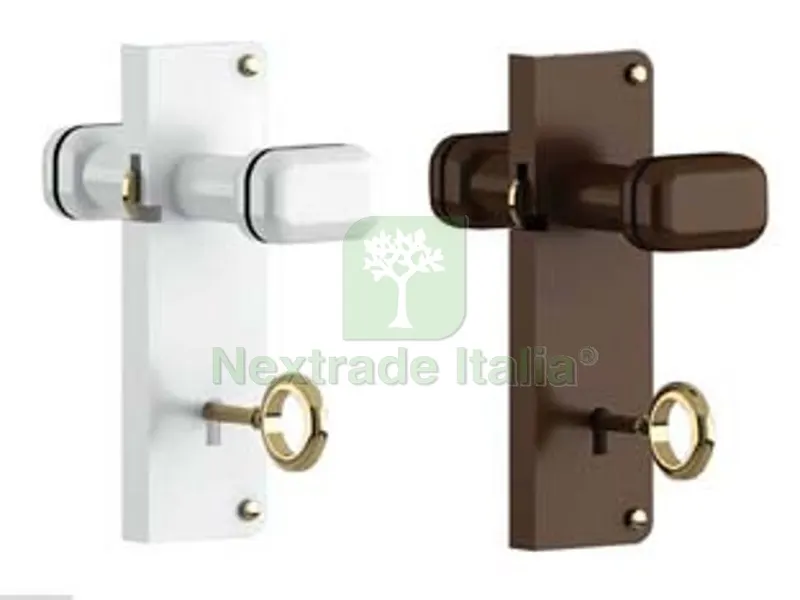 Serratura con Pomolo in Plastica per Porte a Soffietto - bianco — Serrature e cilindri — rif. FERX.FER453929 Serratura con Pomolo in Plastica per Porte a Soffietto - bianco — Serrature e cilindri — rif. FERX.FER453929