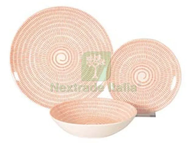 Servizio di Piatti Spirale Mattone in Porcellana - servizio contenente 18 piatti — Casalinghi e organizzazione — rif. FERX.FER466332