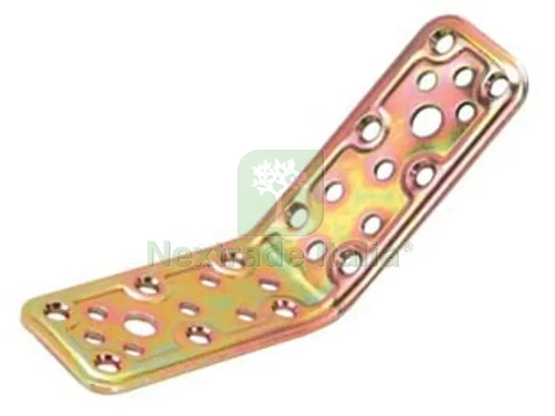 25PZ Piastra di Giunzione Pesante AD Angolo 135° Larghezza MM.40 ART.747 - mm.80x80x40 - spessore mm.2,2 — Piastre e angolari — rif. FERX.FER471510 25PZ Piastra di Giunzione Pesante AD Angolo 135° Larghezza MM.40 ART.747 - mm.80x80x40 - spessore mm.2,2 — Piastre e angolari — rif. FERX.FER471510