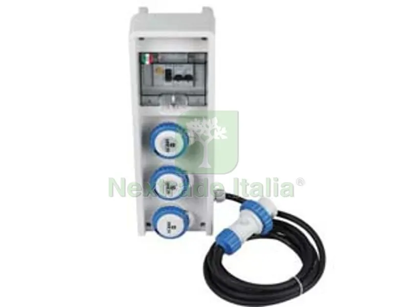 Quadro Ulisse ASC Portatile con Maniglia 3 Prese Industriali IP67 - grigio 74127 — Maniglie e pomelli — rif. FERX.FER490474 Quadro Ulisse ASC Portatile con Maniglia 3 Prese Industriali IP67 - grigio 74127 — Maniglie e pomelli — rif. FERX.FER490474