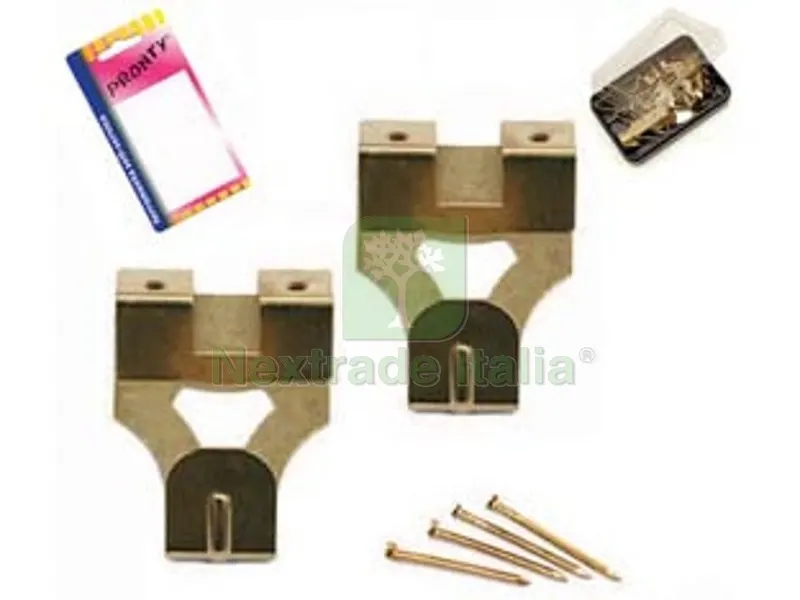 12BLISTER GANCI X IN BLISTER - n.3 in bl.3 pz. — Casalinghi e organizzazione — rif. FERX.FER106849 12BLISTER GANCI X IN BLISTER - n.3 in bl.3 pz. — Casalinghi e organizzazione — rif. FERX.FER106849