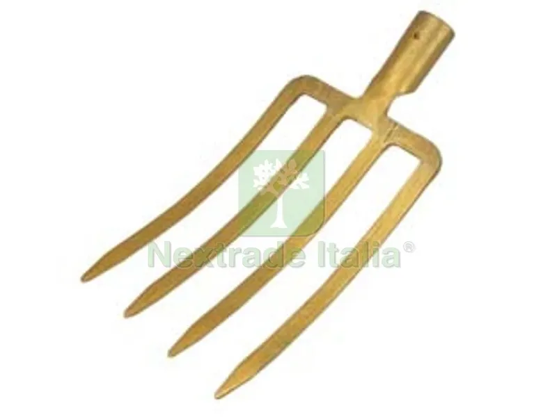 FORCA A VANGARE A 4 DENTI — Attrezzi da giardino — rif. FERX.FER132817 FORCA A VANGARE A 4 DENTI — Attrezzi da giardino — rif. FERX.FER132817