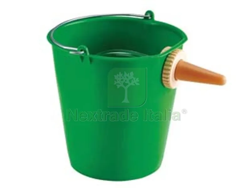 SECCHIO VERDE CON POPPATOIO PER VITELLI - lt.12 — Casalinghi e organizzazione — rif. FERX.FER399746