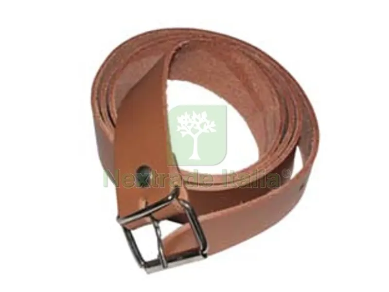 CINTURA IN CUOIO PER BORSA DA CARPENTIERE - cm.130 — Set di attrezzi — rif. FERX.FER400237 CINTURA IN CUOIO PER BORSA DA CARPENTIERE - cm.130 — Set di attrezzi — rif. FERX.FER400237