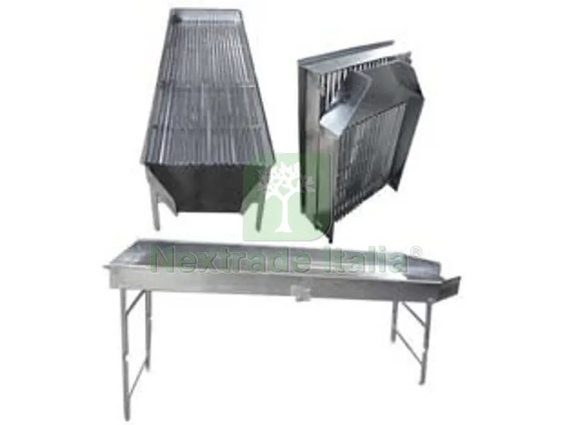 Defogliatore Manuale per Olive - chiuso cm.100x60x30 - montato cm.191x60x97h. — Attrezzi da giardino — rif. FERX.FER287142 Defogliatore Manuale per Olive - chiuso cm.100x60x30 - montato cm.191x60x97h. — Attrezzi da giardino — rif. FERX.FER287142