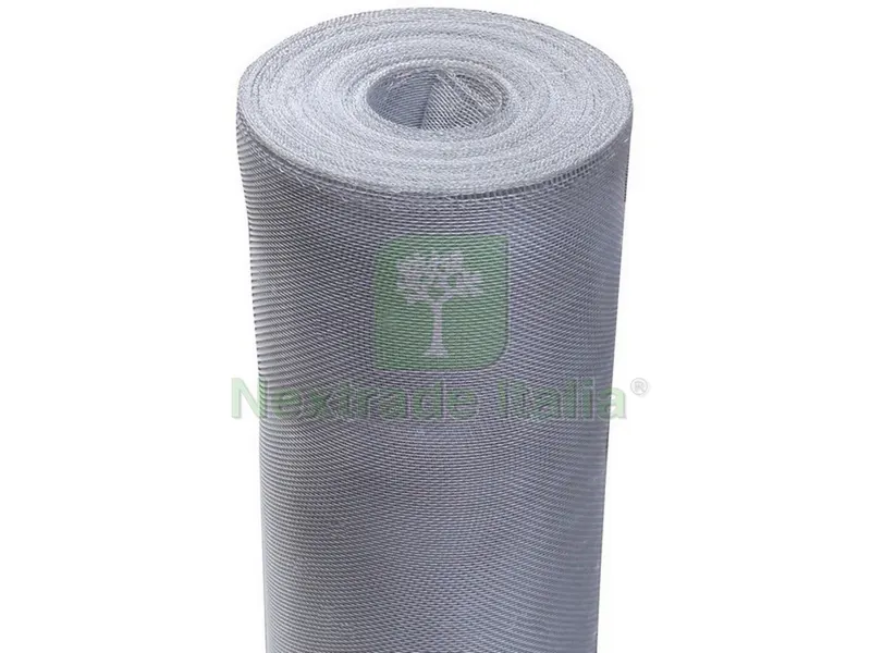 ZANZARIERA A ROTOLO IN ALLUMINIO MT. 30 Maglia mm. 18x14 H. cm. 80 Ø filo 0,23 — Tende e zanzariere — rif. FERX.VIT51952 ZANZARIERA A ROTOLO IN ALLUMINIO MT. 30 Maglia mm. 18x14 H. cm. 80 Ø filo 0,23 — Tende e zanzariere — rif. FERX.VIT51952