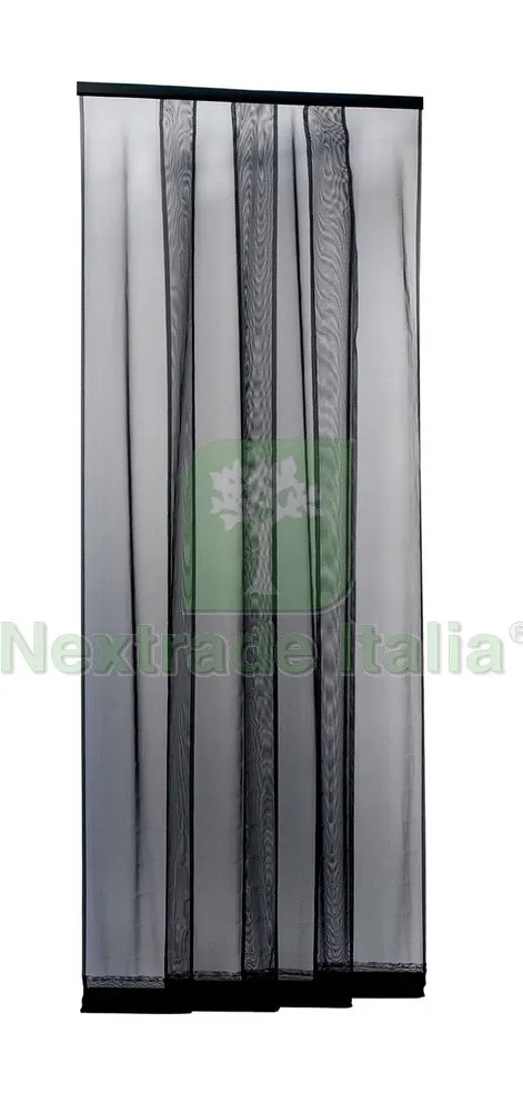 ZANZARIERA A PANNELLI ECCO STRIP cm. 140x240 col. Nero — Tende e zanzariere — rif. FERX.VIT58756 ZANZARIERA A PANNELLI ECCO STRIP cm. 140x240 col. Nero — Tende e zanzariere — rif. FERX.VIT58756