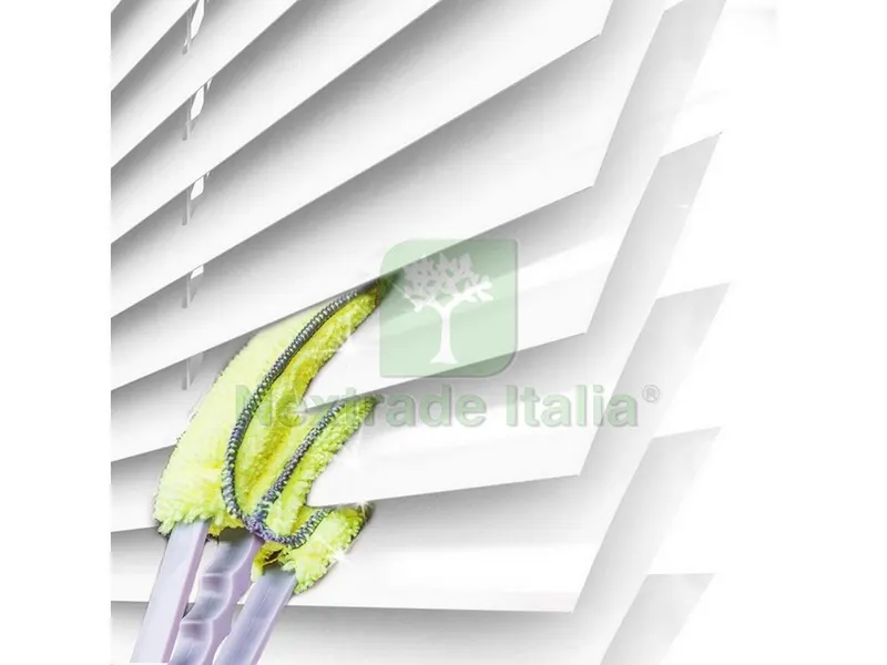 PANNO IN MICROFIBRA PER VENEZIANE Multiuso cm. 28x11x4 — Casalinghi e organizzazione — rif. FERX.VIT53380 — foto 3