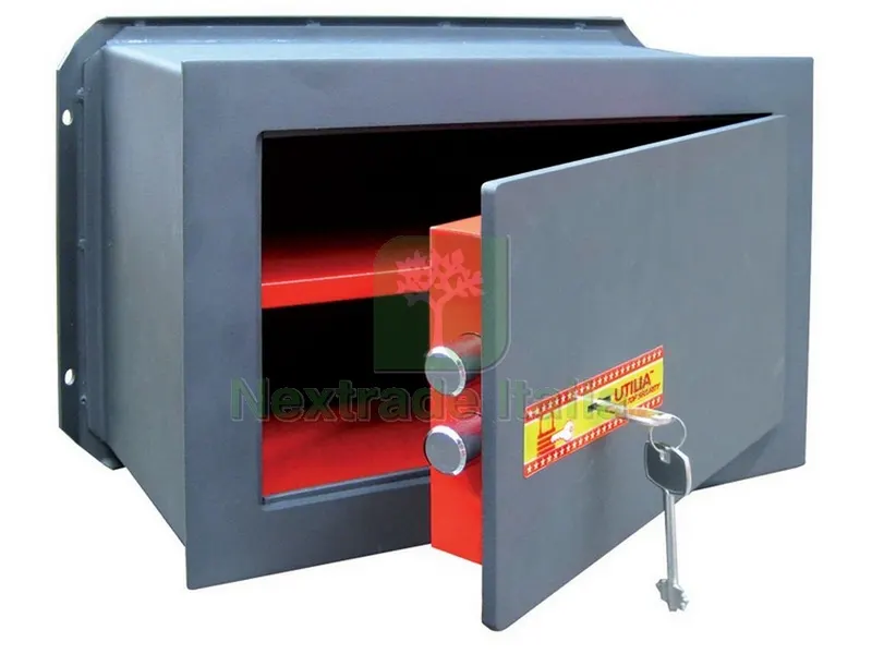 CASSAFORTE DA MURO Chiusura con chiave mm. 260x155x180 h — Casseforti — rif. FERX.VIT28481 CASSAFORTE DA MURO Chiusura con chiave mm. 260x155x180 h — Casseforti — rif. FERX.VIT28481