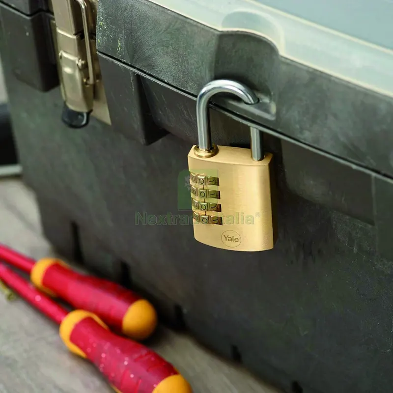 LUCCHETTO DI SICUREZZA CON COMBINAZIONE mm. 32 Corpo ottone - Arco acciaio — Lucchetti e catene — rif. FERX.VIT58976 — foto 3