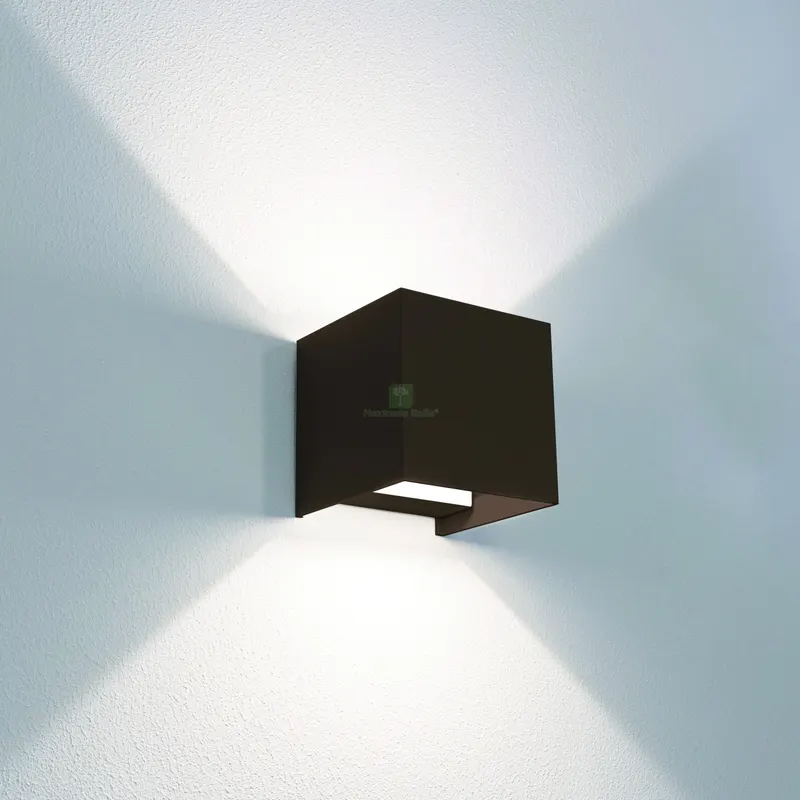 Applique Bidirezionale Quadrato a LED UP&DOWN+ 20 W-800 lm-3.000K/4.000K/6500K Col. Corten — Illuminazione — rif. FERX.VIT57100