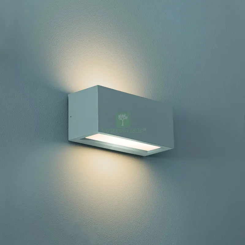 Applique Bidirezionale Rettangolare a LED Reverso 1 Slot E27 Col. Grigio — Illuminazione — rif. FERX.VIT57109
