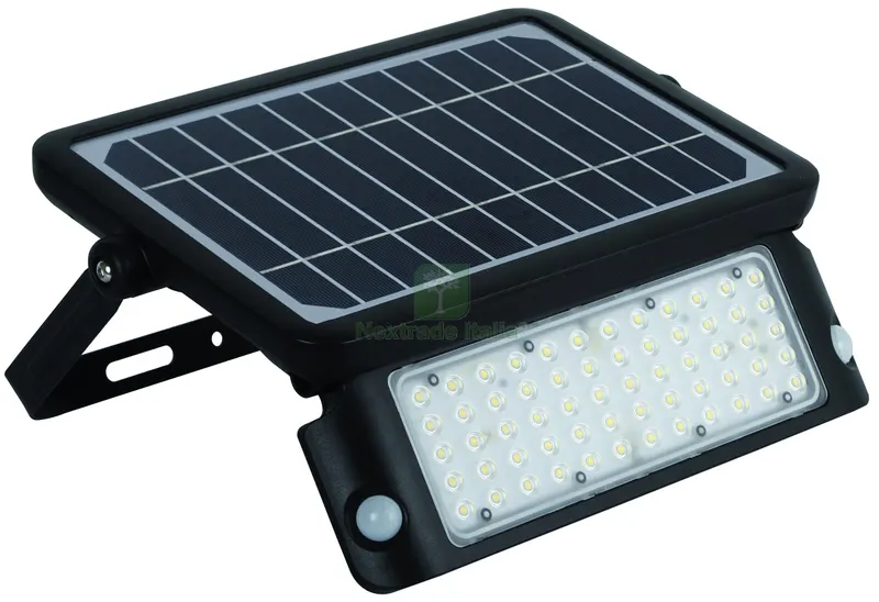 Proiettore Solare a LED Dverso 10 W - 1.080 lumen - 4.000K — Illuminazione — rif. FERX.VIT57062 Proiettore Solare a LED Dverso 10 W - 1.080 lumen - 4.000K — Illuminazione — rif. FERX.VIT57062