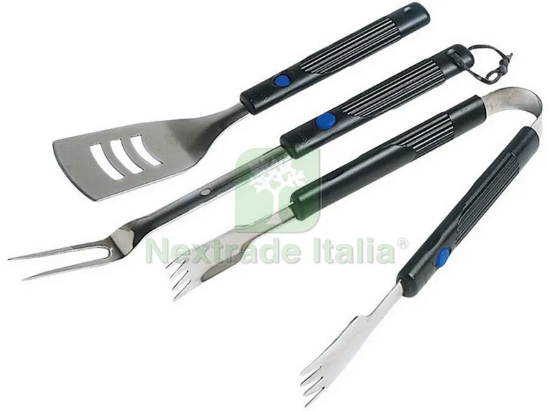 SET UTENSILI CON MANICI ALLUNGABILI PER BARBECUE — Set di attrezzi — rif. FERX.VIT52222 SET UTENSILI CON MANICI ALLUNGABILI PER BARBECUE — Set di attrezzi — rif. FERX.VIT52222