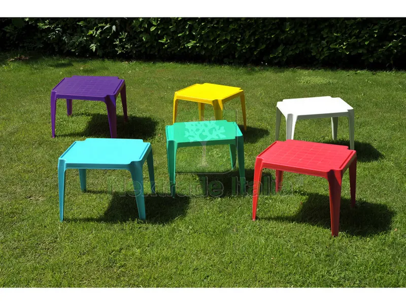 TAVOLO PER BAMBINI BABY cm. 55x50x44 h col. Rosso — Casalinghi e organizzazione — rif. FERX.VIT32762 TAVOLO PER BAMBINI BABY cm. 55x50x44 h col. Rosso — Casalinghi e organizzazione — rif. FERX.VIT32762