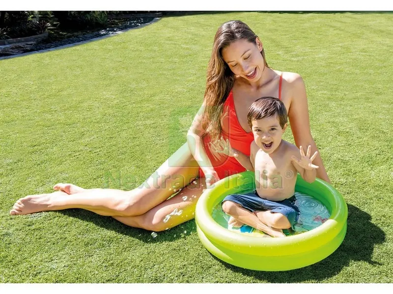 Piscina Tonda Gonfiabile Baby 2 Anelli cm. 61x15 h (lt. 15) — Gonfiabili e galleggianti — rif. FERX.VIT30090 — foto 2 Piscina Tonda Gonfiabile Baby 2 Anelli cm. 61x15 h (lt. 15) — Gonfiabili e galleggianti — rif. FERX.VIT30090 — foto 2