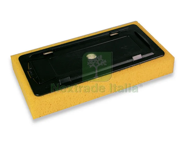 RICAMBIO FRATTAZZO PER PULIZIA cm. 29x14x4 h col. Giallo — Utensili muratura — rif. FERX.VIT40100 RICAMBIO FRATTAZZO PER PULIZIA cm. 29x14x4 h col. Giallo — Utensili muratura — rif. FERX.VIT40100