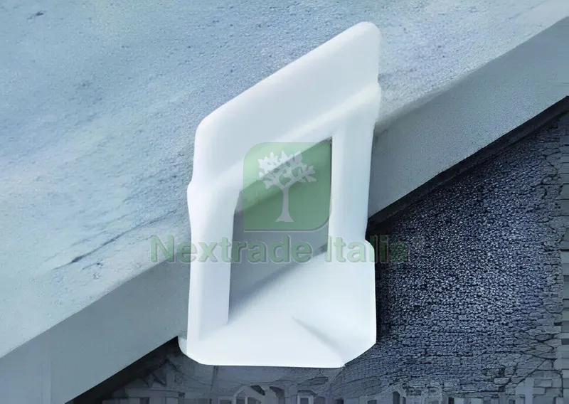 BASE LIVELLANTE CON FERITOIA PER CUNEO H mm. 20 fuga mm. 1,5 - 400 pz. — Misurazione e taglio manuale — rif. FERX.VIT56786 — foto 2 BASE LIVELLANTE CON FERITOIA PER CUNEO H mm. 20 fuga mm. 1,5 - 400 pz. — Misurazione e taglio manuale — rif. FERX.VIT56786 — foto 2