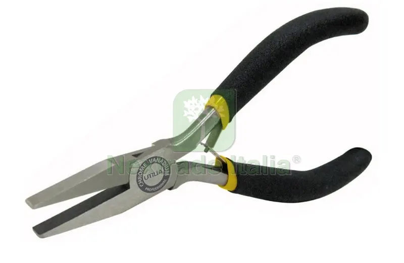 6PZ PINZA A BECCHI PIATTI PROFESSIONALE mm. 120 — Pinze e tronchesi — rif. FERX.VIT30061 6PZ PINZA A BECCHI PIATTI PROFESSIONALE mm. 120 — Pinze e tronchesi — rif. FERX.VIT30061