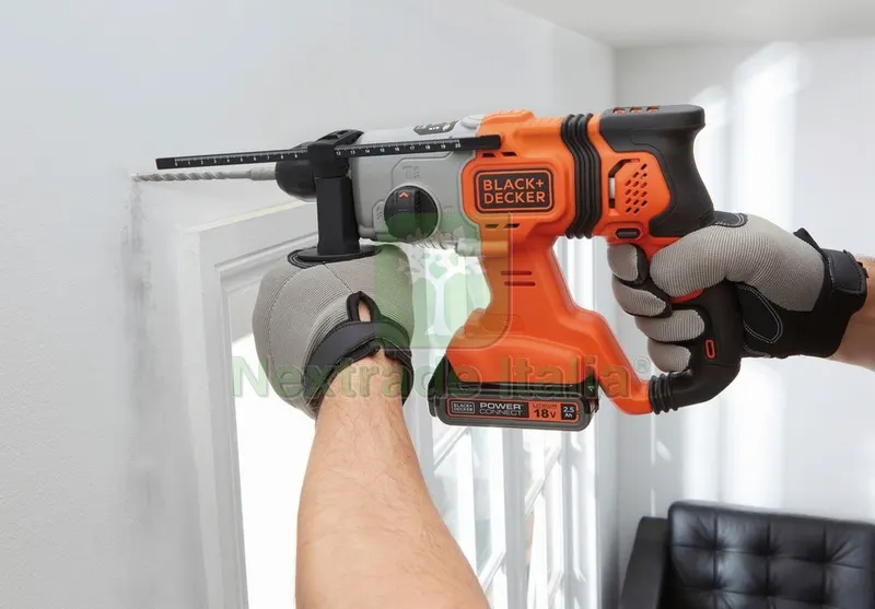 Black+Decker Tassellatore a Batteria BCD900E2K-QW SDS 18V 2 batterie 2,5 Ah — Trapani e avvitatori — rif. FERX.VIT56237 — foto 3 Black+Decker Tassellatore a Batteria BCD900E2K-QW SDS 18V 2 batterie 2,5 Ah — Trapani e avvitatori — rif. FERX.VIT56237 — foto 3