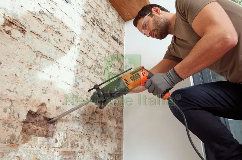 Black+Decker MARTELLO TASSELLATORE SCALPELLATORE BEHS01-QS SDS 650 W — Trapani e avvitatori — rif. FERX.VIT56247 — foto 2 Black+Decker MARTELLO TASSELLATORE SCALPELLATORE BEHS01-QS SDS 650 W — Trapani e avvitatori — rif. FERX.VIT56247 — foto 2