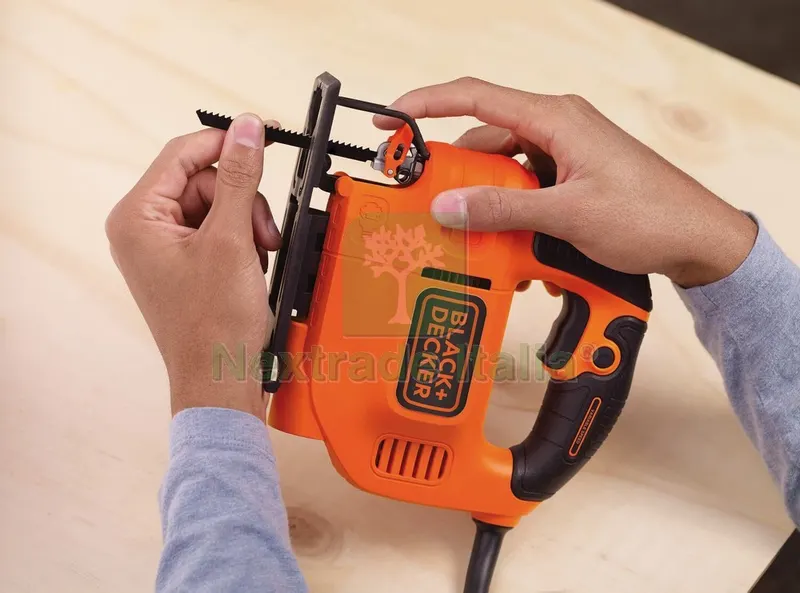 Black+Decker Seghetto Alternativo KS701PEK-QS 520 W — Smerigliatrici e seghe — rif. FERX.VIT56250 — foto 3 Black+Decker Seghetto Alternativo KS701PEK-QS 520 W — Smerigliatrici e seghe — rif. FERX.VIT56250 — foto 3