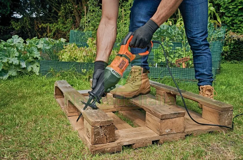 Black+Decker Sega a Gattuccio BES301-QS 750 W — Scarichi e sifoni — rif. FERX.VIT56254 — foto 2