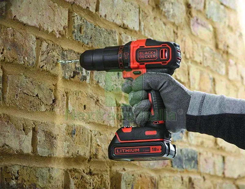 Black+Decker TRAPANO AVVITATORE A PERCUSSIONE BDCHD18BAFC-QW 18V 2 batterie 1,5 Ah + 80 accessori — Trapani e avvitatori — rif. FERX.VIT57895 — foto 2 Black+Decker TRAPANO AVVITATORE A PERCUSSIONE BDCHD18BAFC-QW 18V 2 batterie 1,5 Ah + 80 accessori — Trapani e avvitatori — rif. FERX.VIT57895 — foto 2